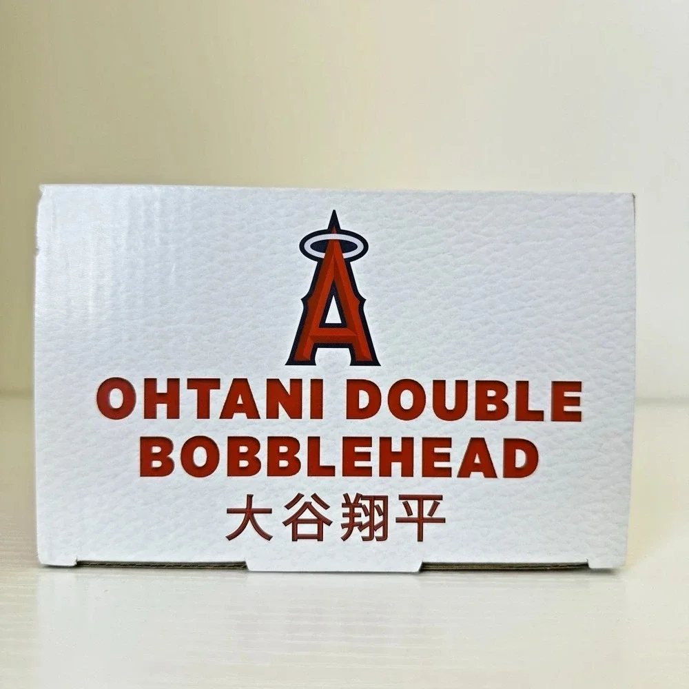 Shohei Ohtani Double Bobblehead LA Angels Rookie 2018 SGA New In Box Pitcher Bat